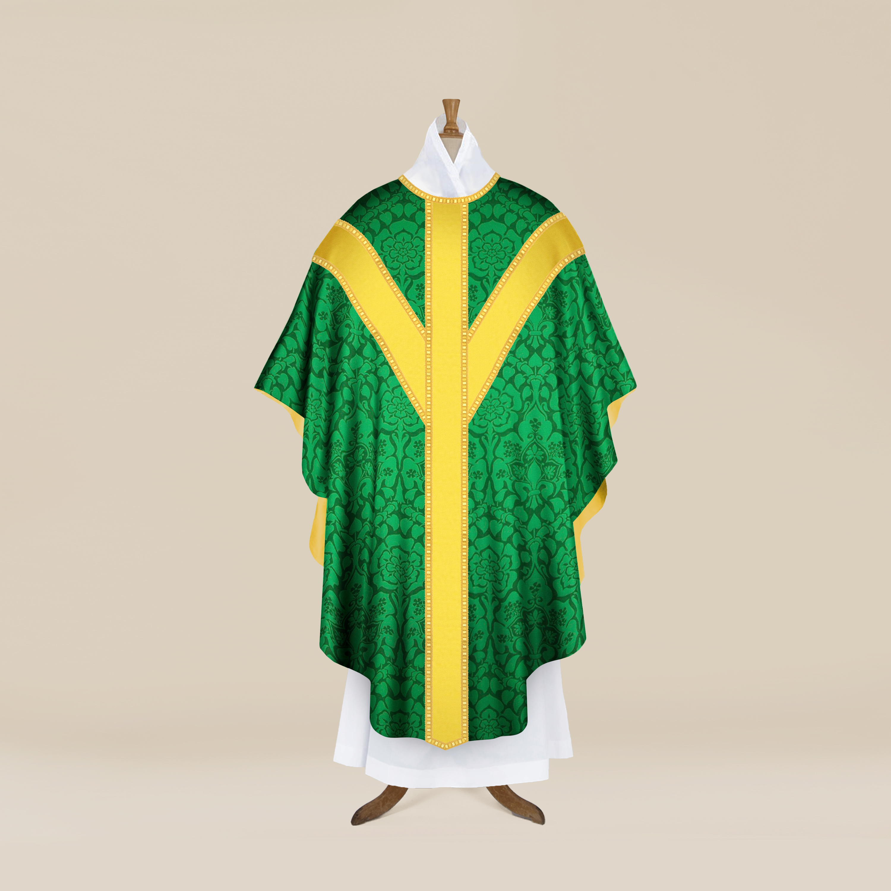Low Mass Set in 'Winchester' with 'Cloth of Gold' Orphreys