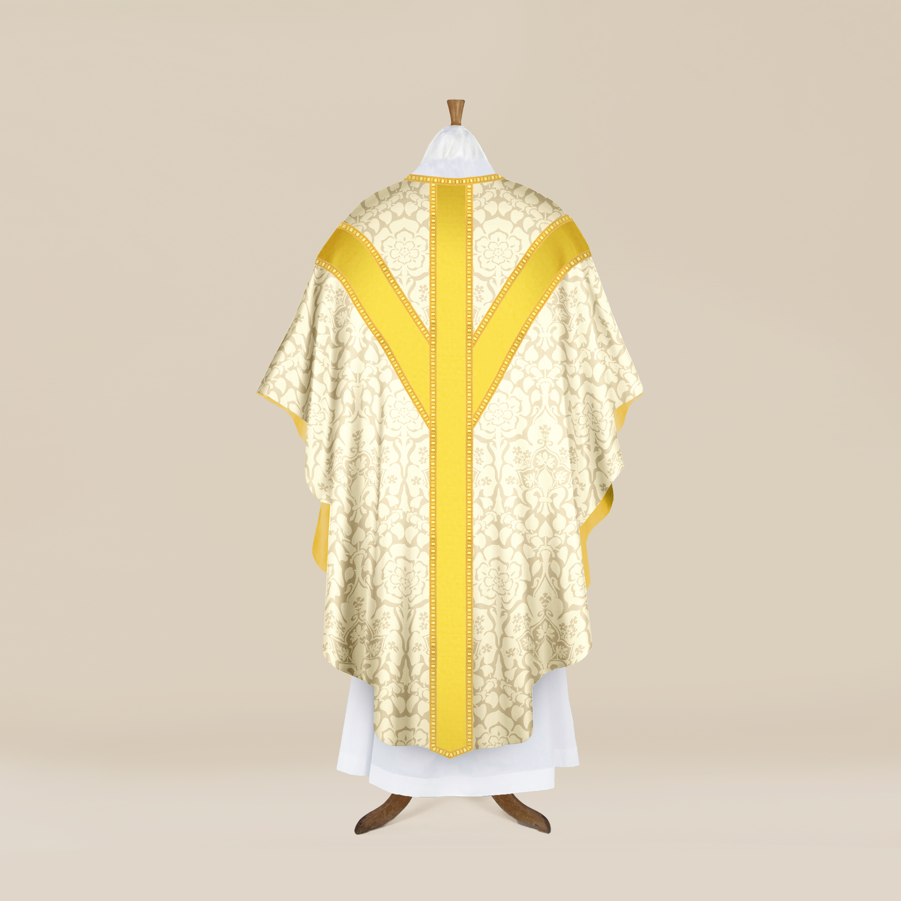 'Winchester' Chasuble & Stole with 'Cloth of Gold' Orphreys