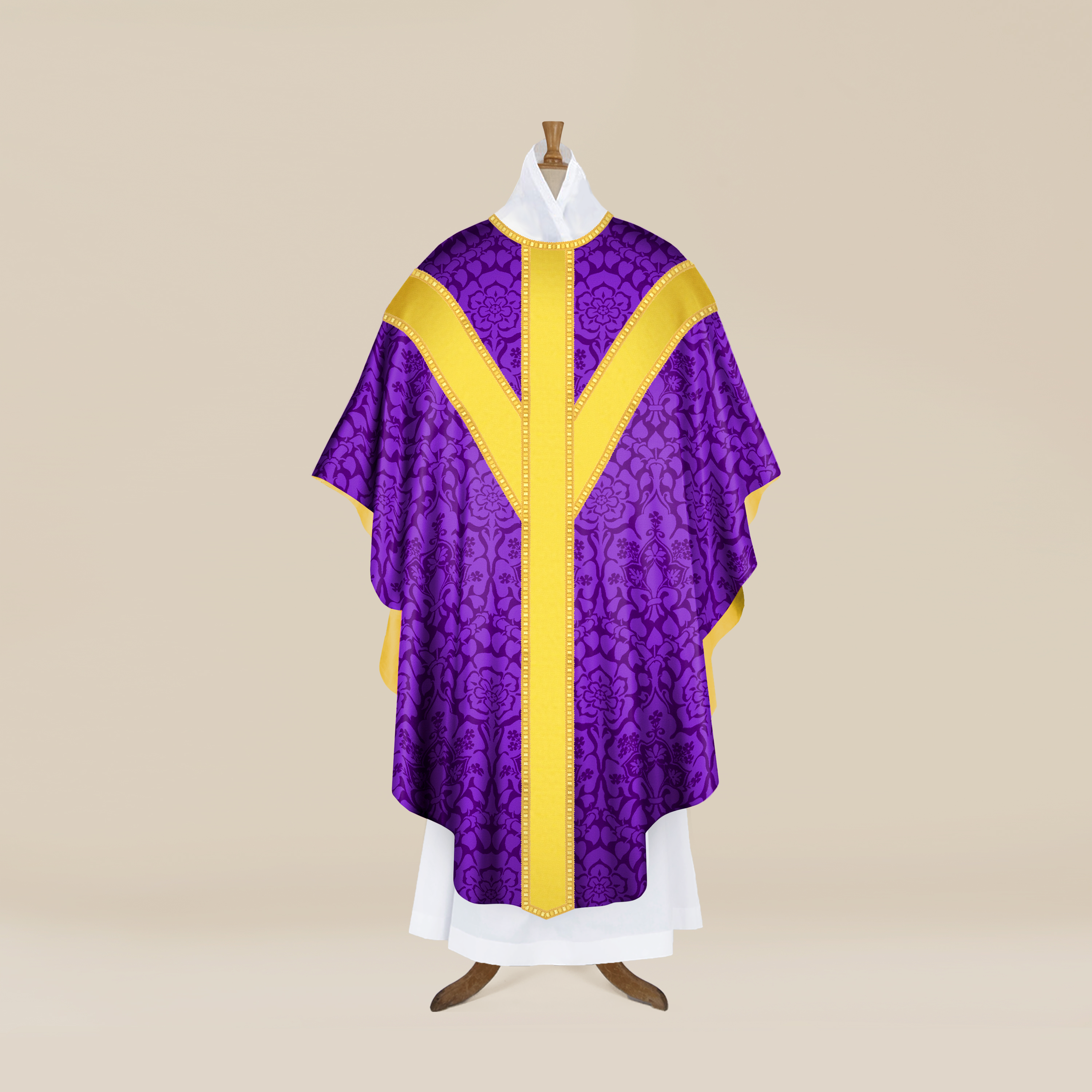 Low Mass Set in 'Winchester' with 'Cloth of Gold' Orphreys