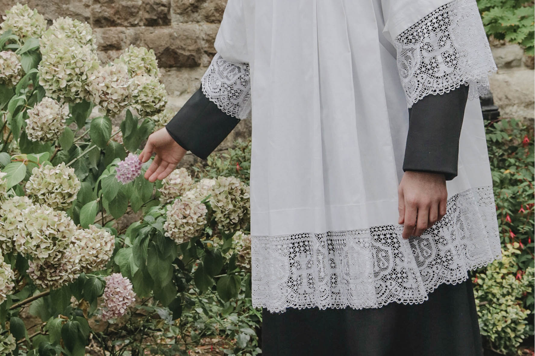 How to wear a Cotta