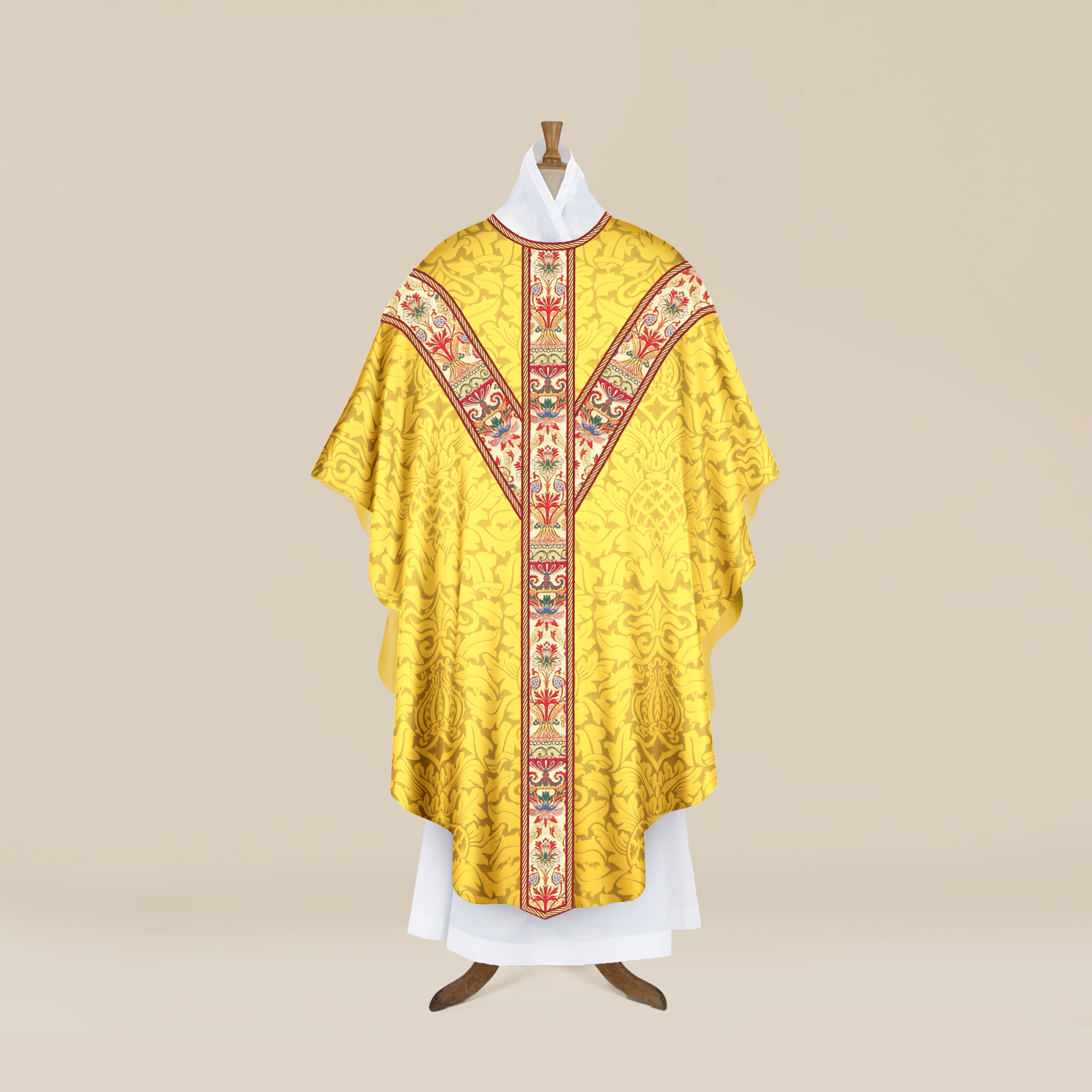 'Fairford' Chasuble & Stole with 'Aragon' Orphreys