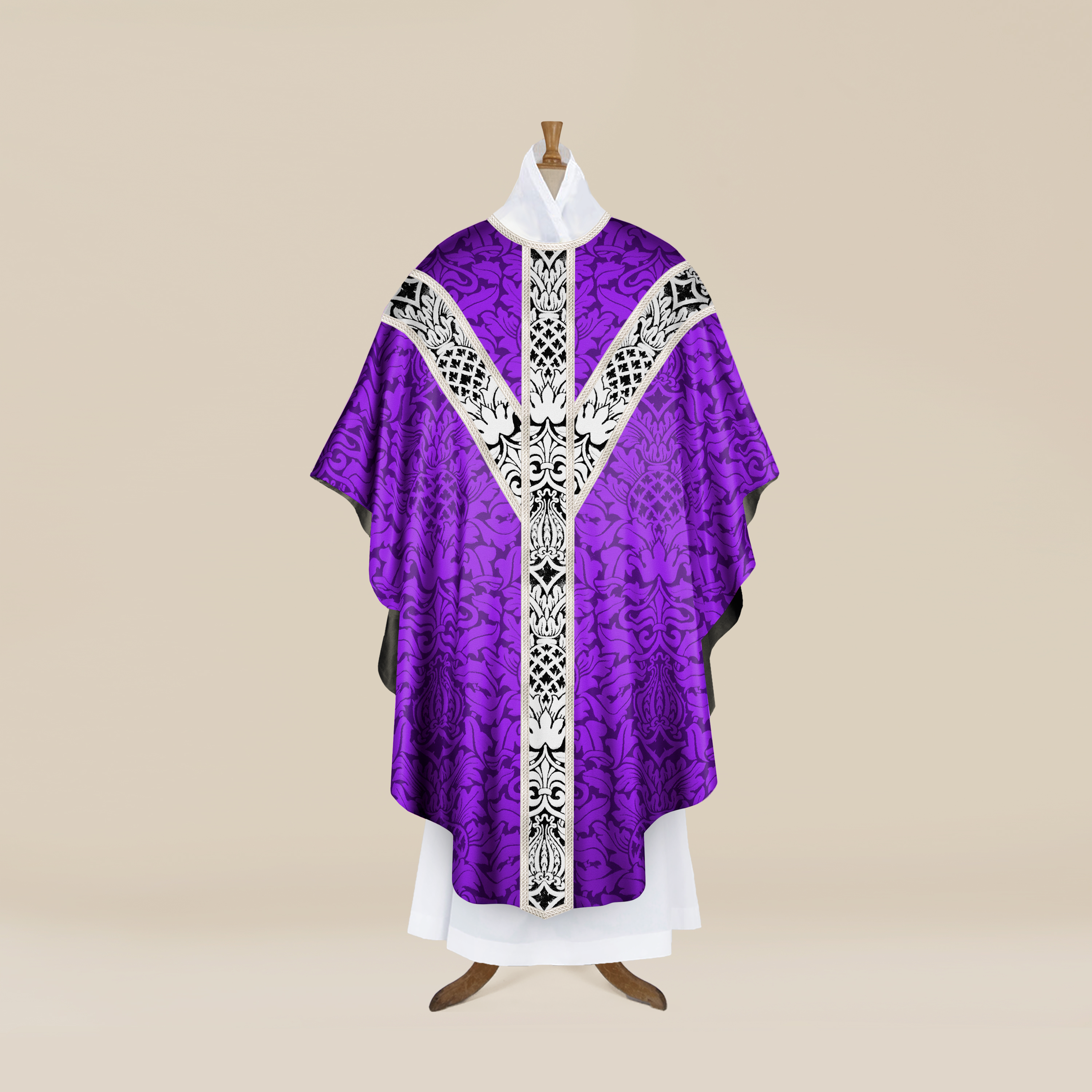 'Fairford' Chasuble & Stole with 'Fairford' Orphreys