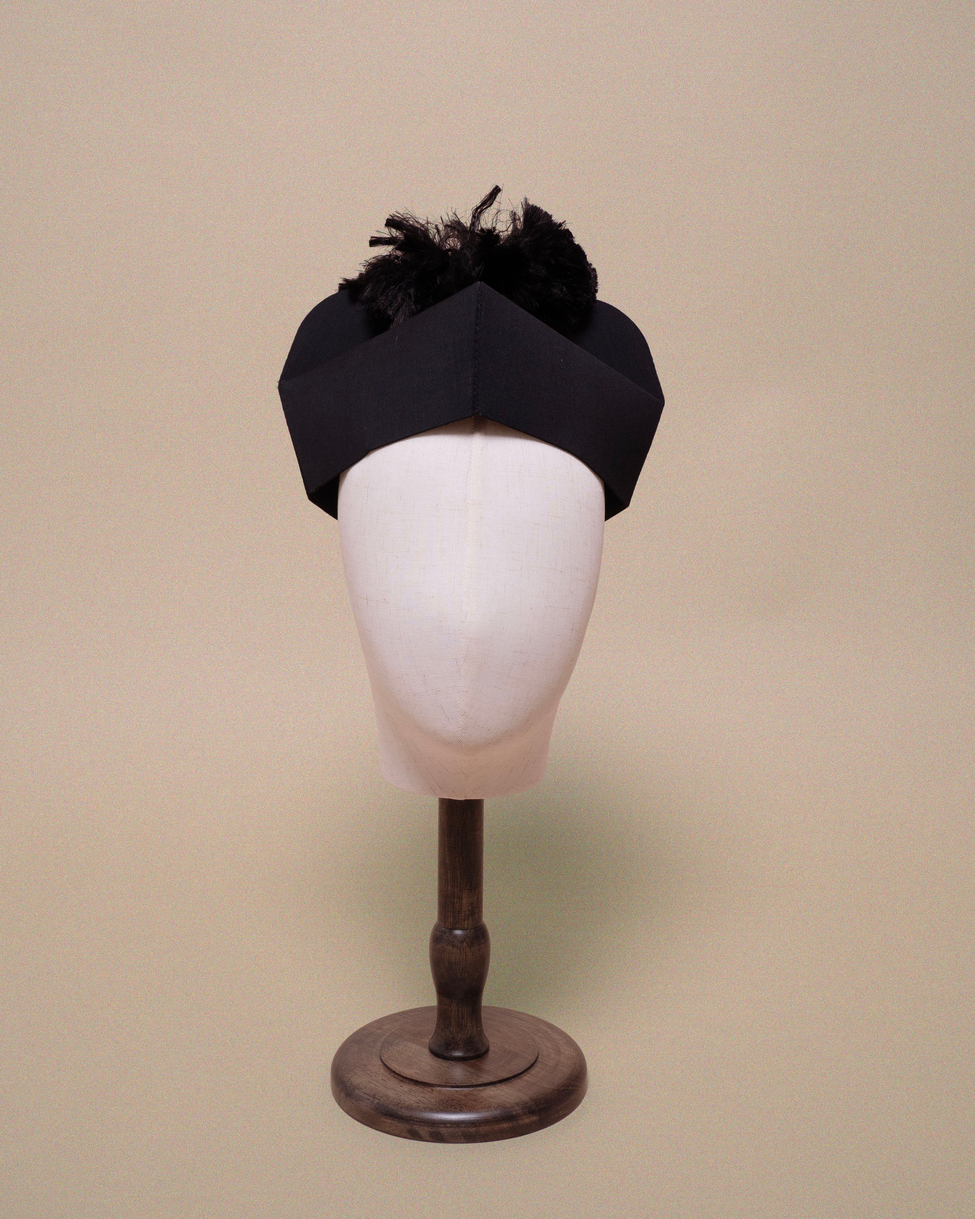 Three-peaked Black Biretta