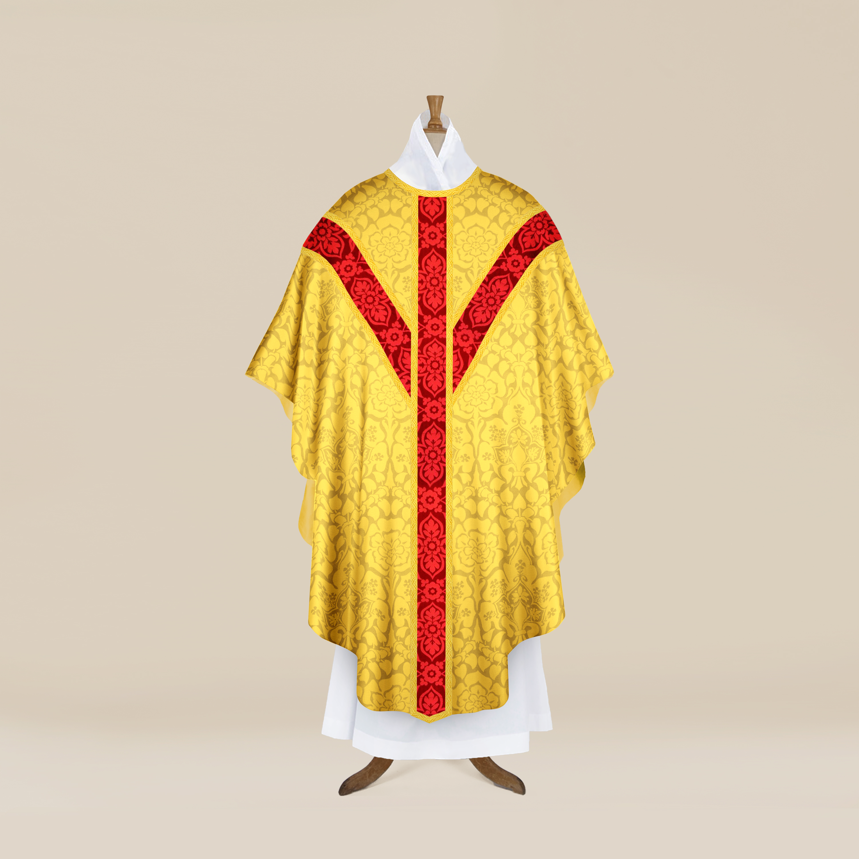 'Winchester' Chasuble & Stole with 'Chelmsford' Orphreys