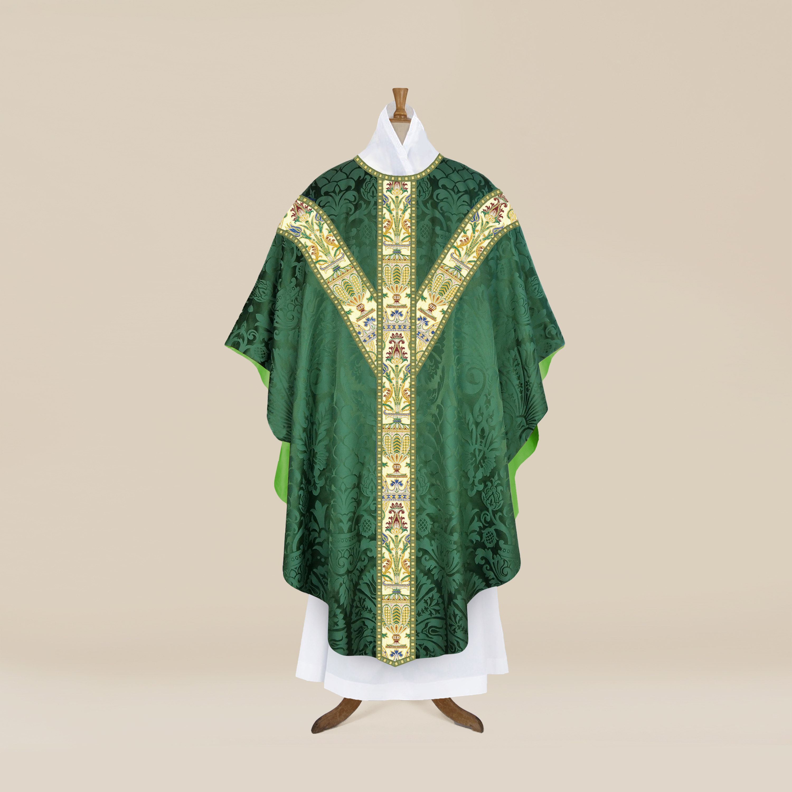 'St Nicolas' Chasuble & Stole with 'Venetian' Orphreys